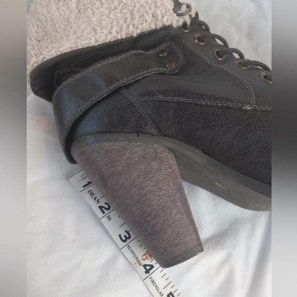 Bucco Women's Cold Weather Beige Lace-Up Faux Fur Heel Anckle Bootie Sz 9 - Picture 12 of 14